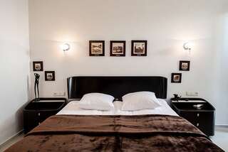 Гостиница Маями Стайл Отель Симеиз Улучшенный номер с кроватью размера &quot;king-size&quot;-6